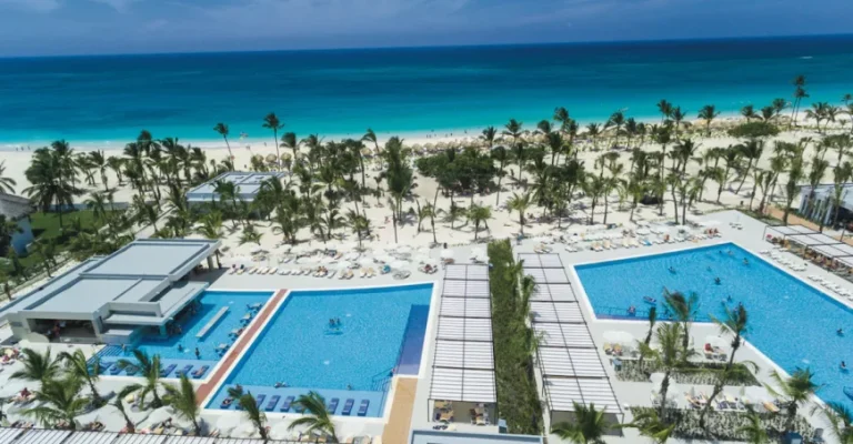 RIU-REPUBLICA-03-870x555